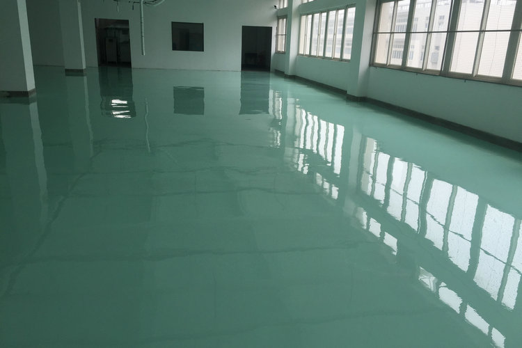 福州地坪,環(huán)氧自流平地坪漆|滄晟地坪漆廠家:環(huán)氧自流平地坪的優(yōu)質特性